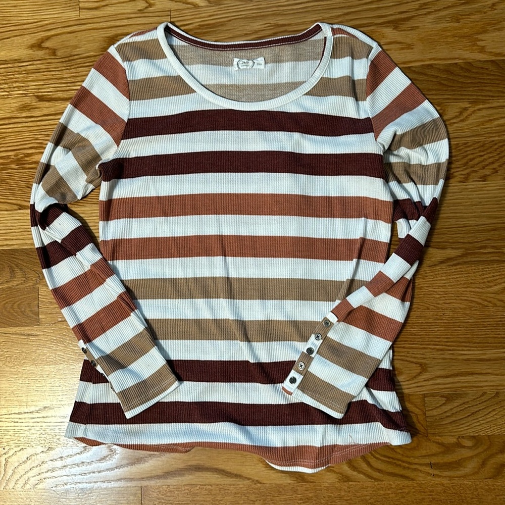 Maurice’s striped long sleeve shirt